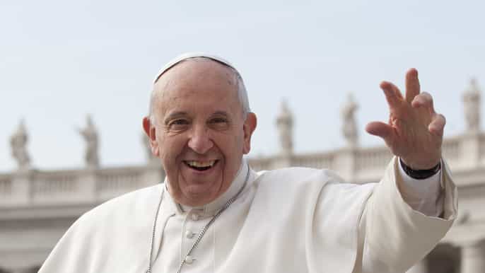 rome audience pope francis with tour guide