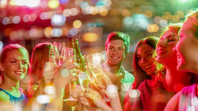 düsseldorf nightlife pub crawl