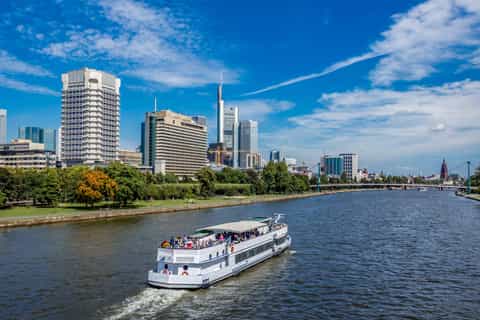 Frankfurt: River Main Sightseeing Cruise with Commentary