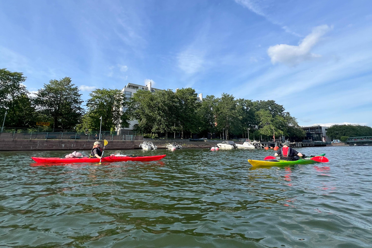 Helsinki: Urban Kayaking Adventure with Guide