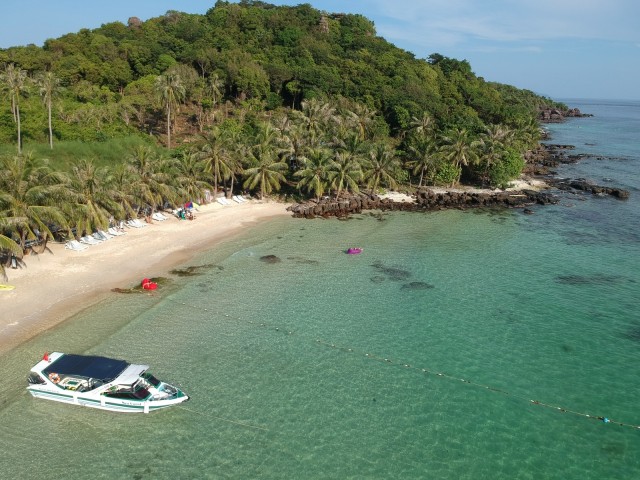 Visit Phu Quoc Cable Car Ride and Three-Island Snorkeling Tour in Phu Quoc