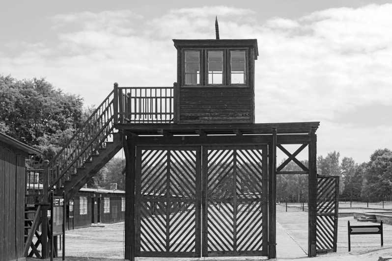 Konzentrationslager Stutthof: Geführte Tour mit Transport