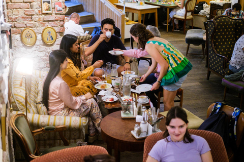 Vienna: Tour del dolce con pasticcini, torte e caffè nascosti