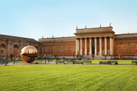 Extended Vatican City Tour With Exclusive Sights