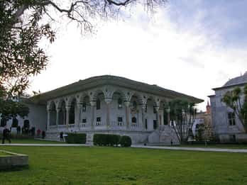 Istanbul: Führung im Topkapi-Palast ohne Anstehen Istanbul: Führung im Topkapi-Palast ohne Anstehen