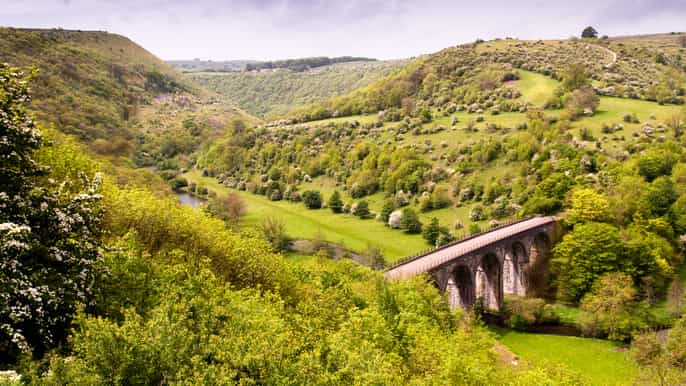 3day yorkshire dales and peak district tour from manchester