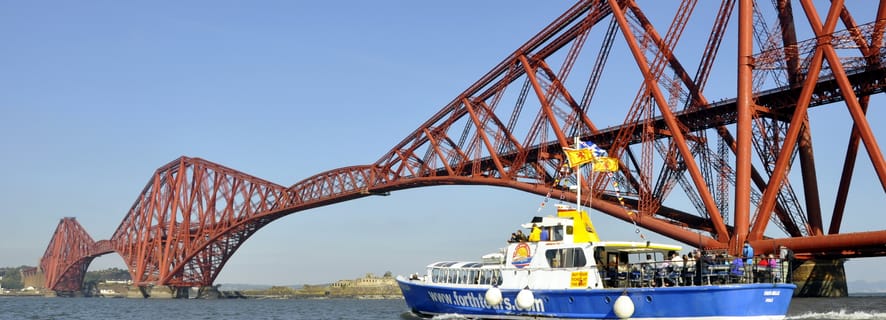 Edinburgh: 'Firth of Forth' Three Bridges Sightseeing Cruise