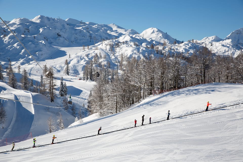 Half-Day Skiing with Instructor in Vogel Ski Center - Housity