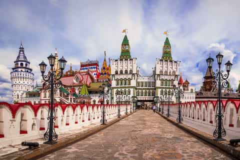 moscow izmailovo kremlin flea market tour