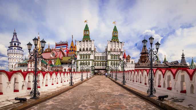 moscow izmailovo kremlin flea market tour