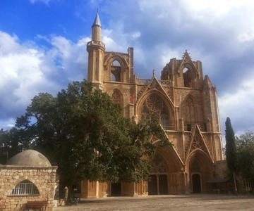Från Ayia Napa: Spökvandring i staden Famagusta