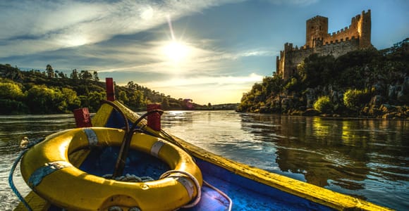 From Lisbon: Tomar, Convent of Christ & Almourol Castle Tour
