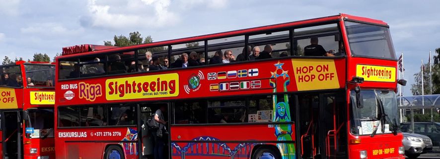Riga: Red Bus Hop-on-hop-off Grand Tour