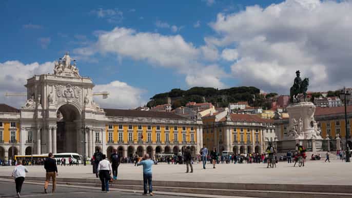 lisbon barrio alto and chiado tuk tuk tour