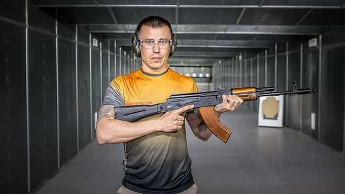 moscou tour privado de experiência de tiro ak47