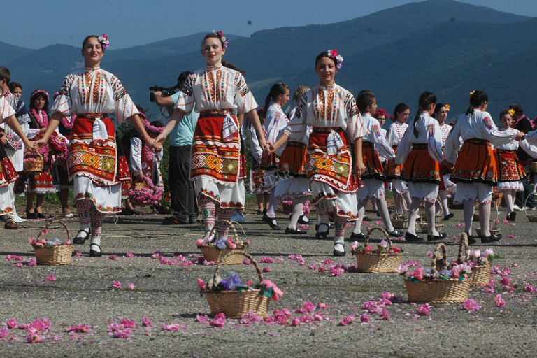 Desde Sofía: Excursión de un día a la Fiesta de la Rosa