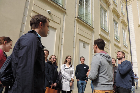 Prag: Halbtägige geführte Tour mit Segway und E-ScooterPrivate 3-stündige Kombitour mit Segway und E-Scooter