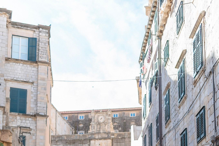 Dubrovnik: French Old Town Walking Tour with a Local Live Guide Dubrovnik: French Old Town Walking Tour with a Local Guide