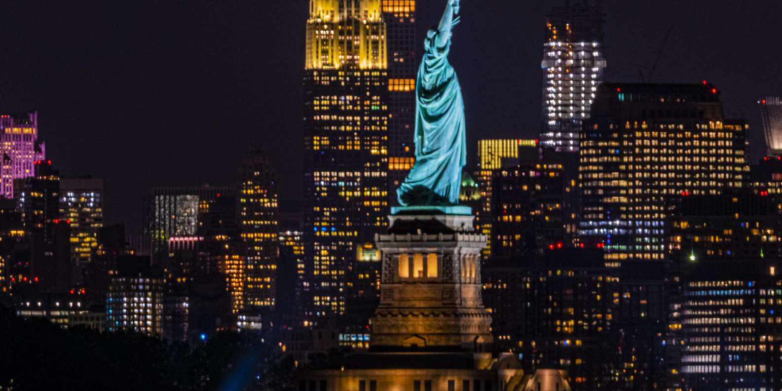 NYC: Night Skyline Helicopter Tour