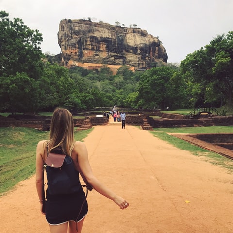 Sigiriya en Pidurangala-rots van Negombo
