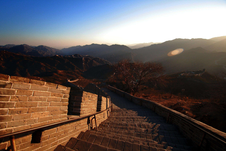 Desde Beijing: tour de día completo de la Gran Muralla de Badaling y la tumba de Ming