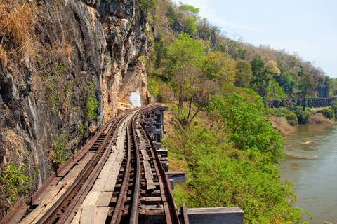 Kanchanaburi River Kwai & Hellfire Pass Tour privado