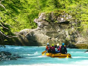 Slovenia: tour di mezza giornata di rafting sul fiume Soča con foto