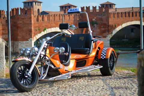 Private Transfers and Sightseeing by Trike at Lake Garda
