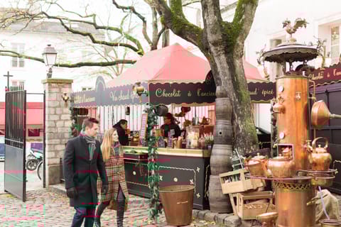 Paris: Montmartre Käse, Wein & Gebäck - Geführter Rundgang