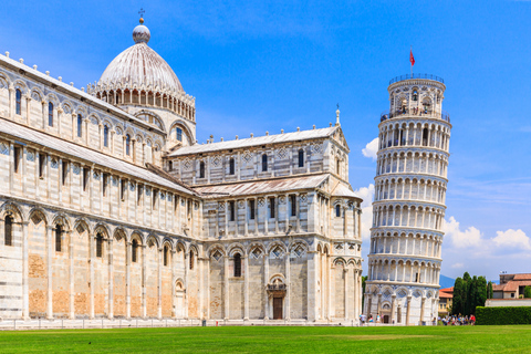 Vanaf Livorno (cruisehaven): busvervoer naar Pisa en LuccaVervoer met rondwandeling in Lucca