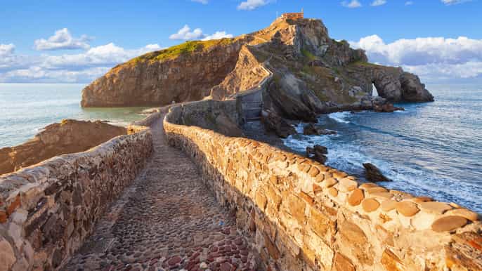 from bilbao gaztelugatxe and gernika tour