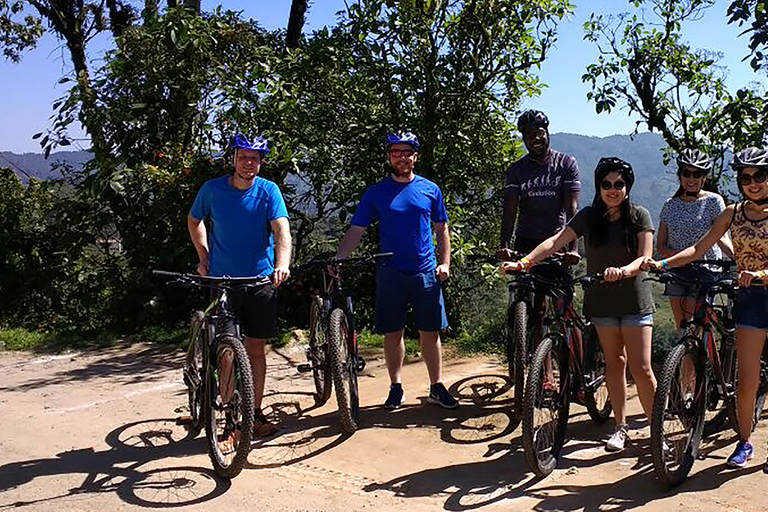 Cali: Mit dem Mountainbike durch die Bergkette