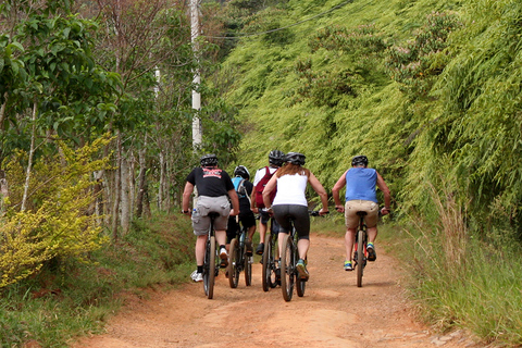 Cali: Mit dem Mountainbike durch die Bergkette