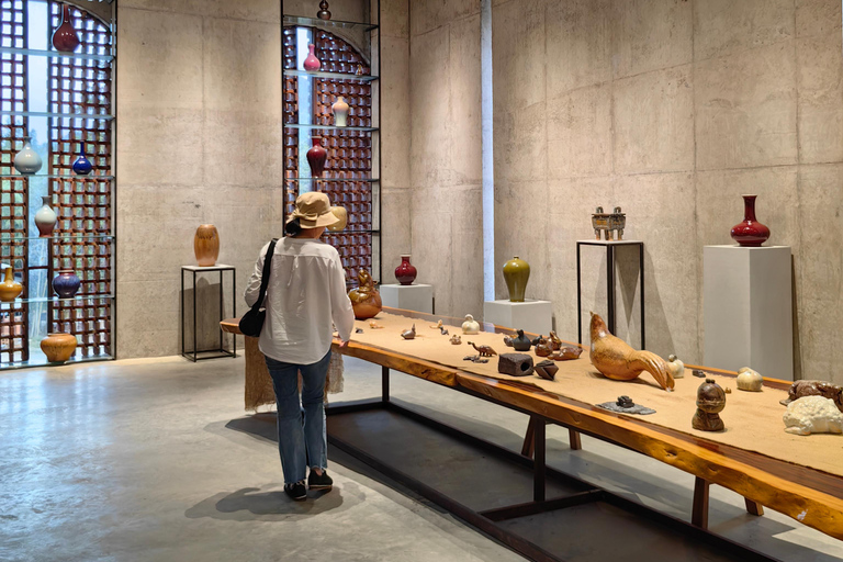 Wuhan: 3-Day Jingdezhen Pottery Tour with Rail & Hotel