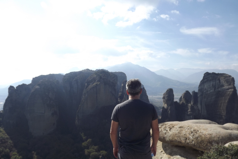 De Atenas: Viagem de 1 dia de trem para as cavernas e mosteiros de Meteora