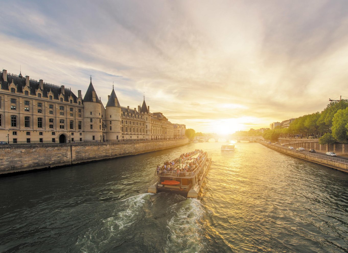 paris illuminations river cruise