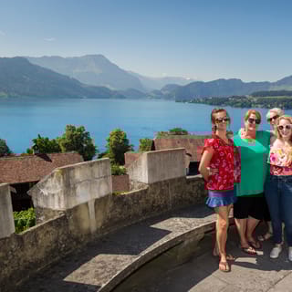 Lucerna: tour di castelli, villaggi e monasteri per l'intera giornata