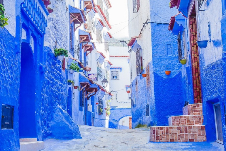 Depuis Tanger : excursion à ChefchaouenDepuis Tanger : excursion à Chaouen, la Perle bleue