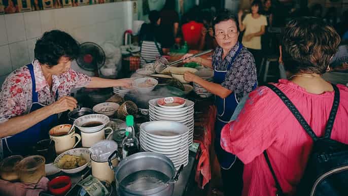 phuket old town 15taster food tour