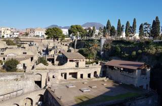 Neapel: Skip-the-line Herculaneum und Vesuv Tagesausflug