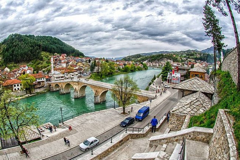 Sarajevo, Mostar e Jajce: Tour particular de 3 dias pelo melhor da BósniaSarajevo, Mostar e Jajce: Excursão Privada de 3 Dias da Bósnia