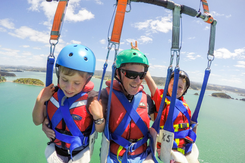 Bay of Islands: Parasail, Paihia and Russell Tandem Parasail Flight