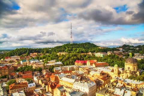 Lviv: Old City Private Tour by Car
