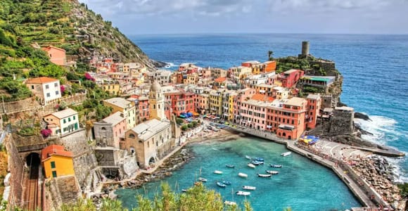 From Riomaggiore: Cinque Terre Small-Group Boat Tour