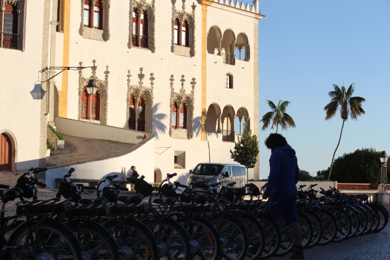 Desde Lisboa: tour en bicicleta por Sintra con almuerzo y 2 atracciones