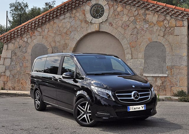 Parc Astérix: Private Transfer from/to CDG Airport