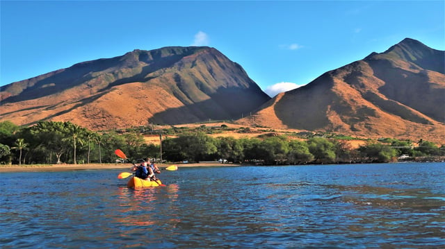 Maui Descubrimiento del Lado Oeste en Kayak y Esnórquel desde UKUMEHAME