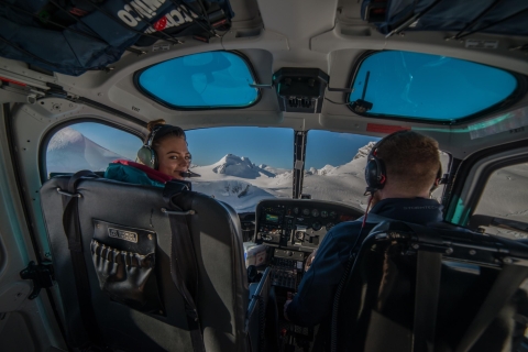 Milford Sound: Panorama-Helikopterflug mit 2 Landungen