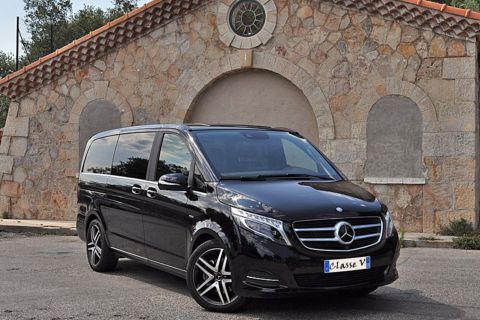 Parc Astérix: Private Transfer from or to Orly Airport