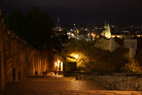 Praga: passeio fotográfico noturno de carro